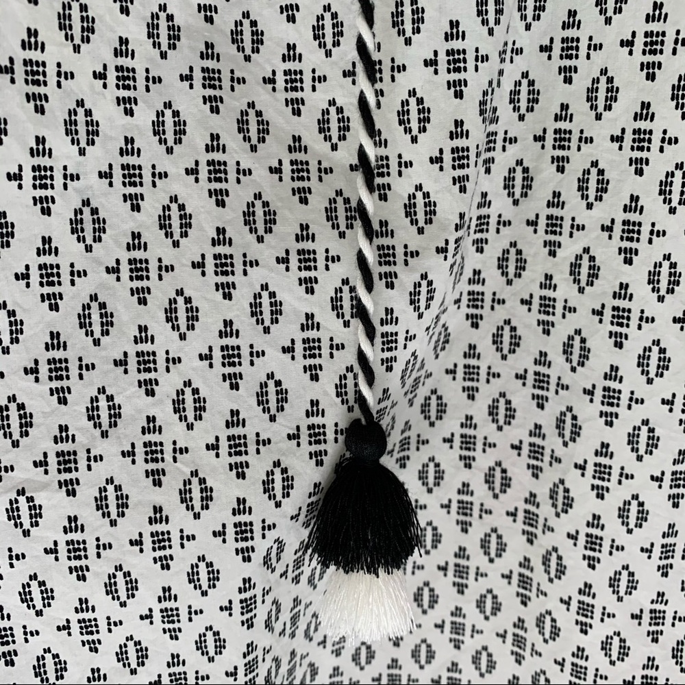 *FREE w/$25 purchase* NWOT A New Day Peasant Top - Picture 4 of 8